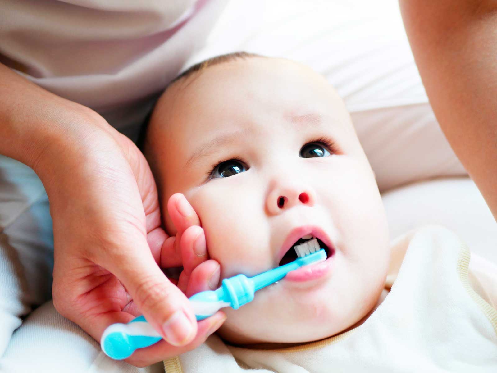 Lavar dientes bebé 1 año